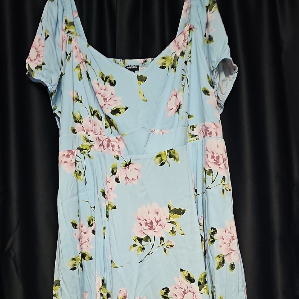 Torrid Light Blue Floral Blouse Siz3 Which Is 22/24
